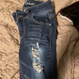 Skinny jeans and they are in good condition